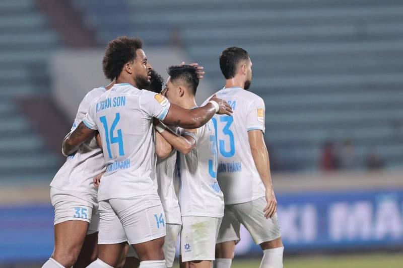 Cầu Thủ Xuân Son - Hành Trình Của Tiền Đạo Nhập Tịch 3 Dấu ấn tại V.League